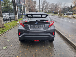 Toyota C-HR foto 6