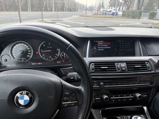 BMW 5 Series foto 10