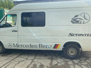 Mercedes Sprinter foto 2