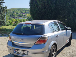 Opel Astra foto 9