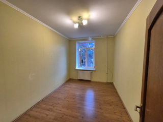 Apartament cu 3 camere, 70 m², Centru, Bălți foto 5