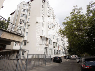 Apartament cu 4 camere, 84 m², Buiucani, Chișinău