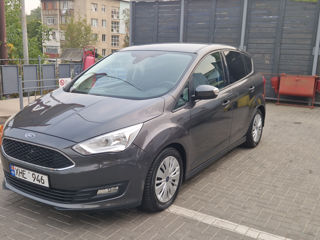 Ford C-Max foto 1