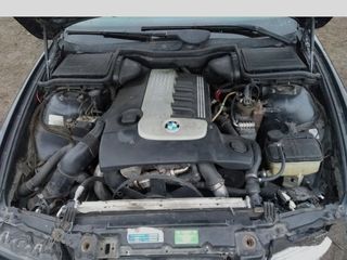 BMW E39 foto 3