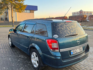 Opel Astra foto 3