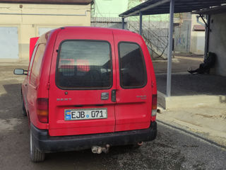 Volkswagen Caddy foto 2