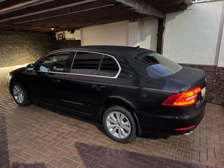 Skoda Superb foto 2