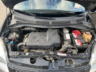 Suzuki Swift фото 6