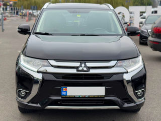 Mitsubishi Outlander foto 3