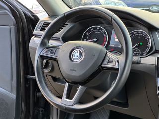 Skoda Superb foto 9