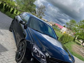 Mercedes E-Class foto 2