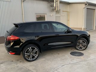 Porsche Cayenne foto 4