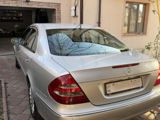 Mercedes E-Class foto 3