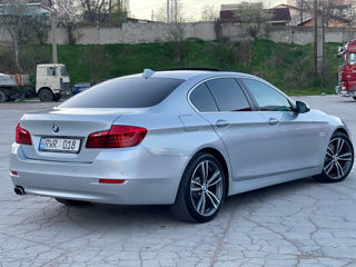 BMW 5 Series foto 4