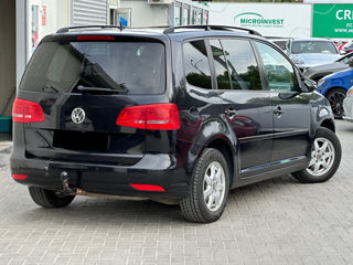 Volkswagen Touran фото 4