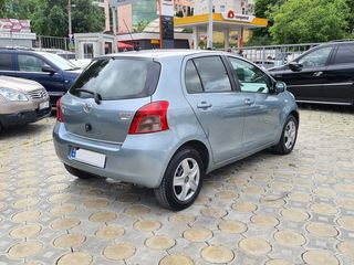 Toyota Yaris foto 5