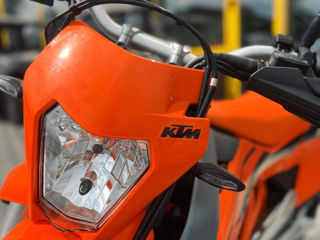 Ktm 690 Enduro R foto 4