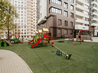 Apartament cu 2 camere, 68 m², Centru, Chișinău foto 15
