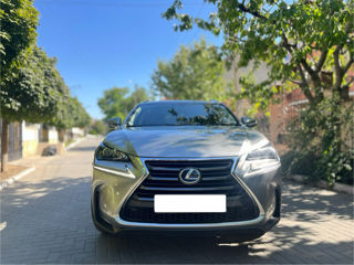 Lexus NX Series foto 1