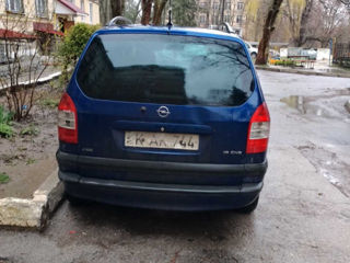 Opel Zafira foto 4