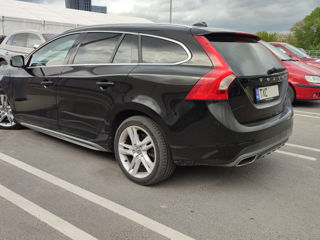 Volvo V60 foto 2