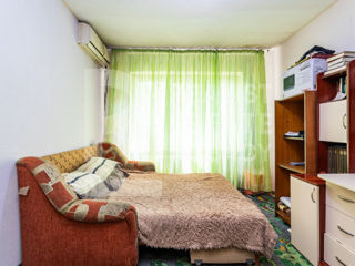 Apartament cu 3 camere, 74 m², Buiucani, Chișinău foto 2