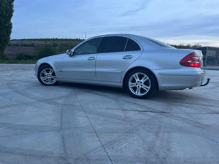 Mercedes E-Class foto 3