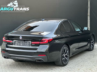 BMW 5 Series foto 4