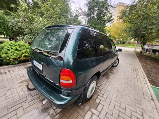 Chrysler Voyager foto 15