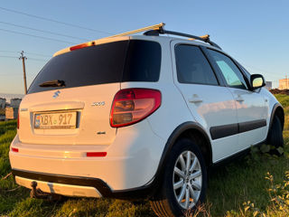 Suzuki SX4 foto 7