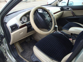 Peugeot 407 foto 2