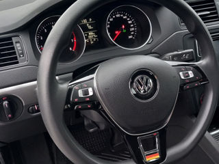 Volkswagen Jetta foto 10