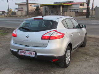 Renault Megane foto 4