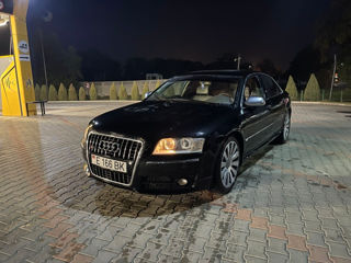 Audi A8 foto 2