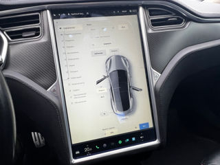 Tesla Model S foto 13