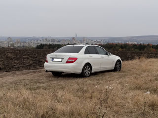 Mercedes C-Class foto 7