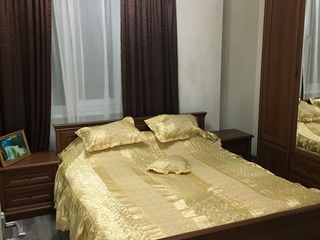 Apartament cu 2 camere, 60 m², Centru, Chișinău foto 2