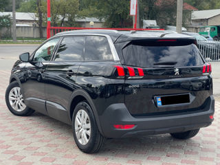 Peugeot 5008 foto 3