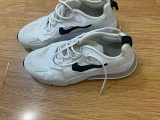 Nike Air React 270 mărimea 39 foto 2