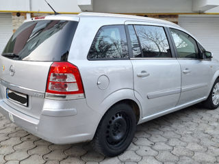 Opel Zafira foto 6