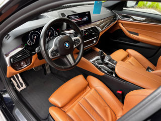 BMW 5 Series foto 5