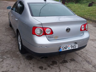 Volkswagen Passat foto 6