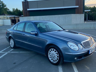 Mercedes E-Class foto 5