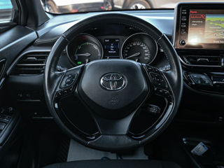 Toyota C-HR foto 11