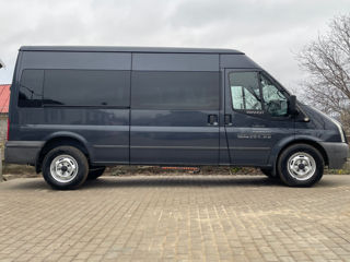 Ford Transit 9 locuri foto 2