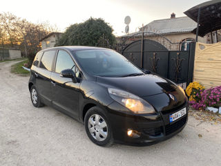 Renault Scenic foto 1