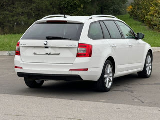 Skoda Octavia foto 4