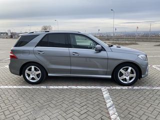 Mercedes ML Class foto 4