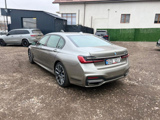 BMW 7 Series foto 5