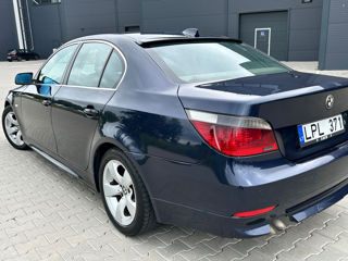 BMW 5 Series фото 0